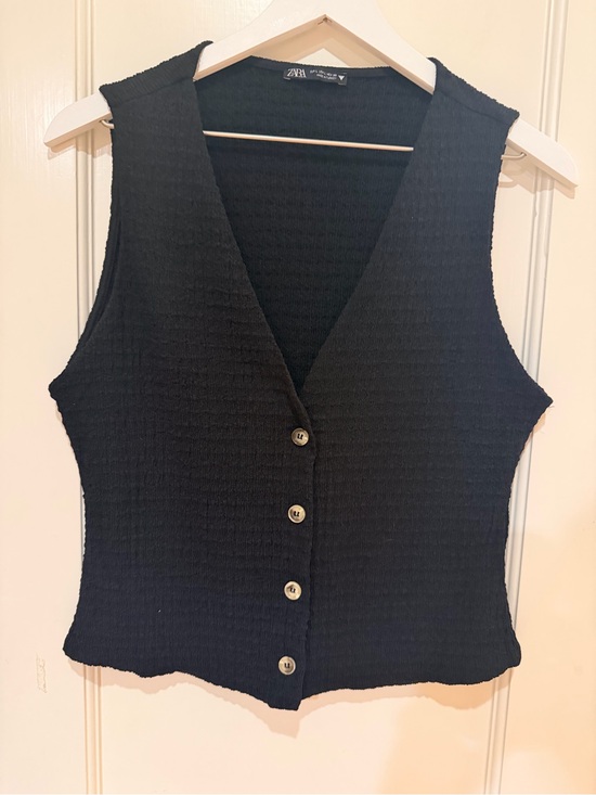 Zara Tops - Zara Black Textured Button-Front Sleeveless V neck Vest Top